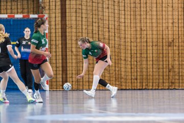 Bild 109 - wBJ HSG Kremperheide/Muensterdorf - HSG Joerl-Doppeleiche Vioel : Ergebnis: 34:23